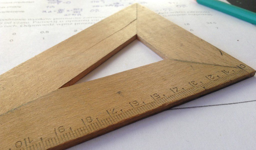 Technical drawing ruler